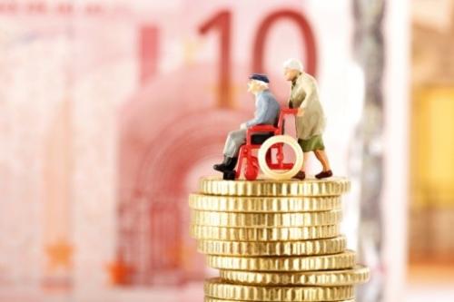 為什么有人希望提早退休？養老金不是越晚退休錢(qián)越多嗎？
